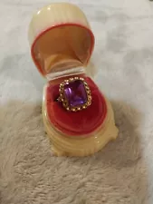 ESTATE VINTAGE 10KT YELLOW GOLD PRINCESS AMETHYST WOMANS RING 6.75 4.2 GRAMS