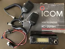 Icom 2 meter transceiver 144Mhz good condition with mounting bracket, two mics.