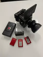 Red Scarlet-W Dragon 5K - FULL KIT WITH ACCESSORIES, Zeiss lens included!