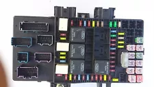 2003 Ford Expedition Lincoln Navigator - Fuse Box Relay 2L1T-14A067-AP