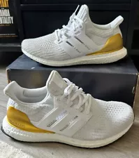 Mens Size 10 - adidas UltraBoost 4.0 DNA White Gold Metallic Gold Medal