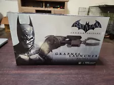 Batman: Arkham Origins NECA Grapnel Launcher Replica Grappling Gun Hook Rare