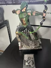 Green Arrow - DC Rebirth - XM Studios 1/6 Scale Statue