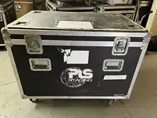 Large Calzone Trunk Case On Wheels Used Road Case, Road Box