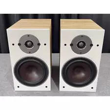 Dali Oberon 3 Bookshelf Speakers (Pair, Light Oak, Preowned)