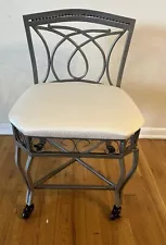 BrylaneHome Vanity Stool Gray With Cream Fabric Vintage