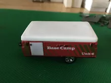 Matchbox 1999 Pop Up Camper Base Camp Unit 4 Red/White 1:64 Scale B405