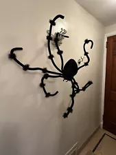 Super-Large Pose-able Spider - Giant & Creepy! Perfect for Halloween!