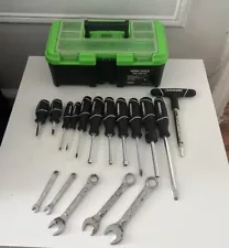 HUSKY Screwdriver + Tool Box