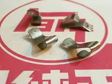 Toyota Land Cruiser FJ40 FJ45 FJ55 BJ40 HJ45 hub cap clips for steel wheel