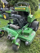 2022 John Deere 652R Zero Turn LawnMower W/52” Deck/25HP Kohler twin Engine!