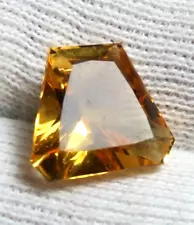 6 carat Vintage Natural Yellow topaz trapeze form to identify