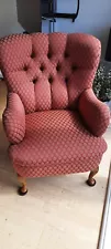 Burgundy coloured armchair for sale used but in perfect condition