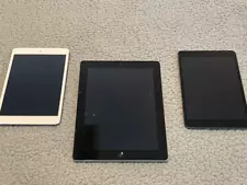 3 Apple Ipads for sale - All work