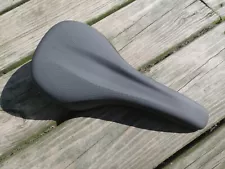 Authentic Giant Romero Particle Flow Mountain Bike Seat Saddle Bicycle MTB