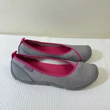 CROCS Women's Duet Busy Day Flats Size 8 Multi Color Gray Slip On Shoes