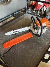 STIHL MS250 CHAIN SAW WITH 18"BAR AND CHAIN . New never used.