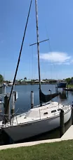 1980 AMF Paceship 26'4" Sailboat - Runnnig Outboard - Florida