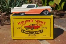 Ford Thunderbird 75a '60 MINT with its original MINT box. Unequalled!