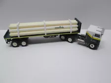 CONRAD AIR PRODUCTS FREIGHTLINER CABOVER & HYDROGEN CYLINDER TRAILER 1/50 Scale