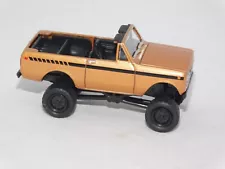 1979 79 INTERNATIONAL HARVESTER SCOUT II 4X4 Rubber Tire Hood Open Diecast GOLD