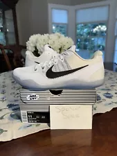 Size 11 - Nike Kobe 11 EM Low Fundamental 2016 New 836183-100 DS