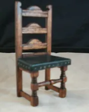 DOLLHOUSE ARTISAN MICHAEL MORTIMER 16TH CENTURY YORKSHIRE DINING CHAIR 1" MINT