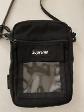 Supreme Men‘s Utility Pouch Crossbody Bag Black