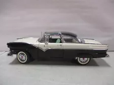 Danbury Mint 1955 Ford Fairlane Crown Victoria