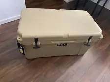 Yeti 65 Hard Cooler (New) Tan