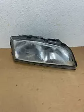 1998 to 2000 Volvo S70 Right Passenger Rh Headlight OEM 0682N (For: Volvo S70)