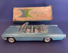 Authentic Scale Model 1961 Pontiac Bonneville Convertible Promo Model Car 1/25