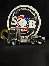 Hot Wheels 1982 Peterbilt Silver Diecast Flat Nose Cab Over Semi Truck NM Cond