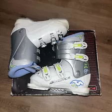 Nordica GP TJ Kids Ski Boots - Size 2.5/ Mondo 20.5 Used Silver/white Floral