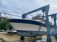 New Listing1984 Luhrs Tournment Sport Fishing 34' boat Hull no engines