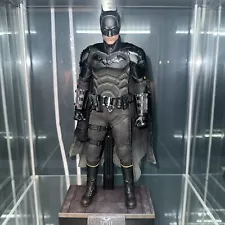 Hot Toys The Batman Deluxe Version MMS639