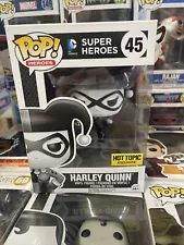 EXCLUSIVE GAMESTOP VAULTED HTF POPHarley Quinn Funko Pop #45 Black And White