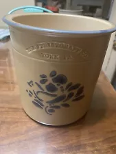 Pfaltzgraff Folk Art Crock