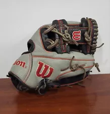 WILSON A2000 Baseball Glove RHT Black Gray Red SC75 PRO STOCK Infield