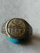 Rare Georgian Memento Mori Skull And Bones Bronze Mourning Ring US-11-1886