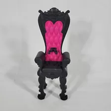 Monster High Deluxe Deadluxe High School Pink & Black Throne Chair