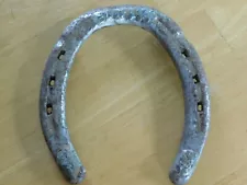 A Genuine Used Horseshoe (LUCKY HORSESHOE) Genuine Used Horseshoe