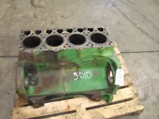 1962 John Deere 3010 Gas Tractor Engine Block R26150R