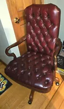 Vintage Executive Highback Office Tufted Burgundy Leather Swivel Chair