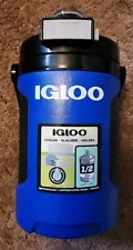 IGLOO LATITUDE PRO HOOK WATER JUG COOLER 1/2 GALLON (2 QUARTS)