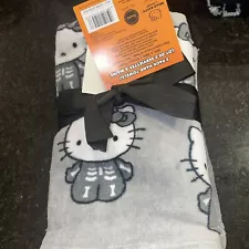 Set Of 2 Sanrio Hello Kitty Skeleton Halloween Hand Towels Printed Gray NWT 829