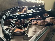 Barnett Wildcat C5 Crossbow With Scope slightly used Combo With Quiver And Case