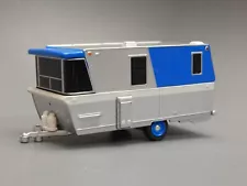 GL 1961 Holiday House Travel Camper Trailer Blue & Silver 1/64 Replica Diorama