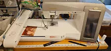 Babylock Ellegante Sewing/Embroidery Quilt Machine BLG w Case