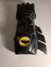 DC Comics BATMAN, Interactive Gauntlet with Over 15 Phrases and Sounds for Kids!